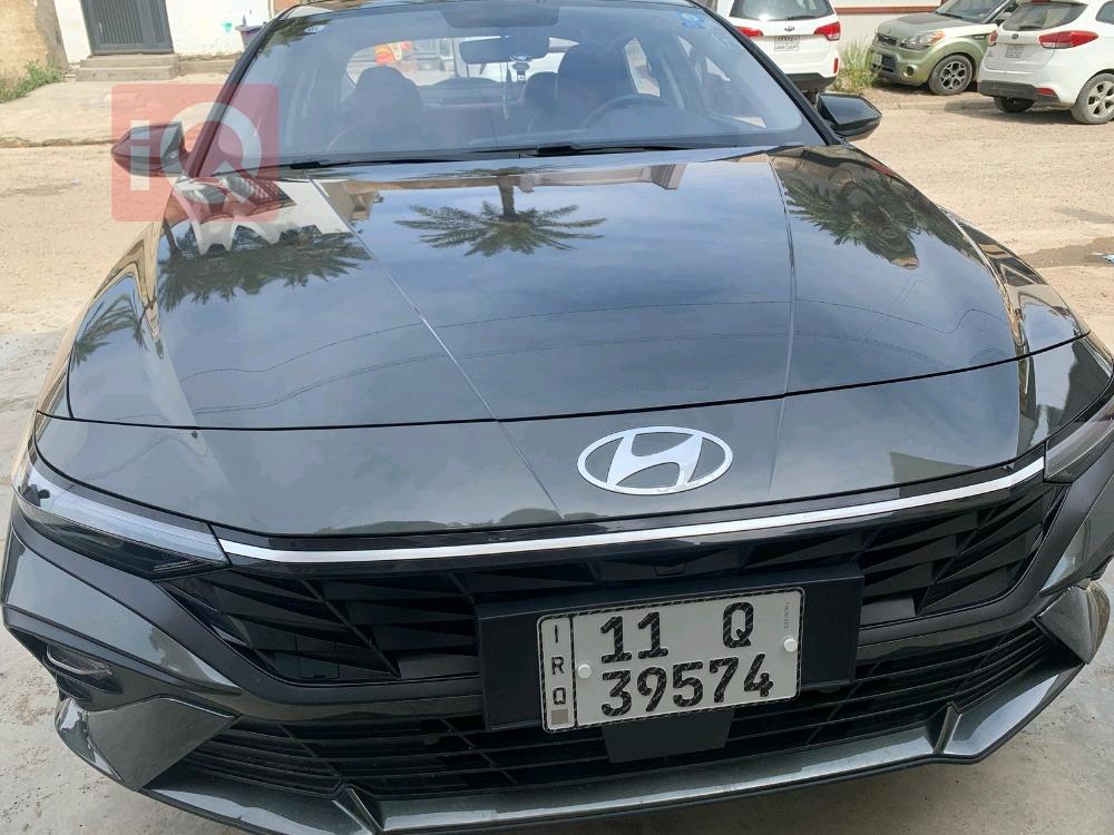 هیوندای ئەلەنترا